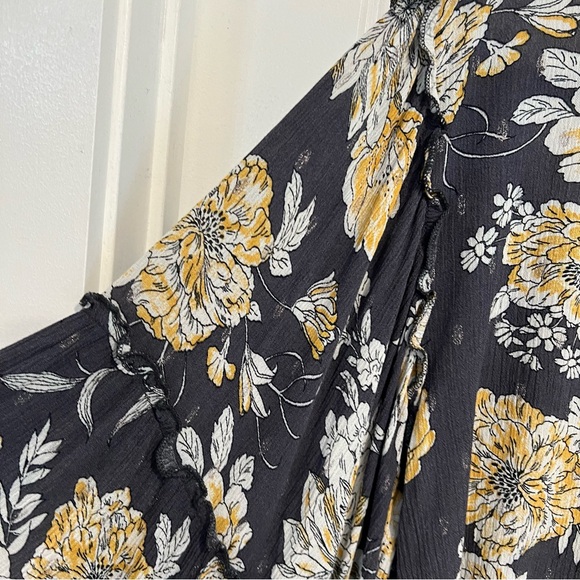 Gypsies & Moondust Yellow Gray Floral Bohemian‎ Festival Blouse. Size Large. - Picture 8 of 12